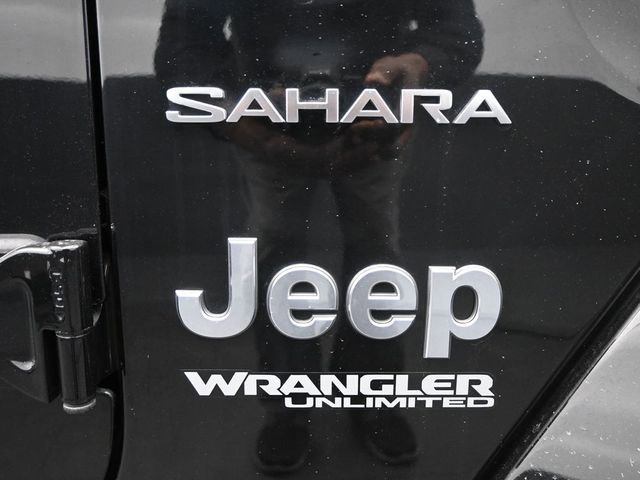 Used 2022 Jeep Wrangler Unlimited Sahara image 32