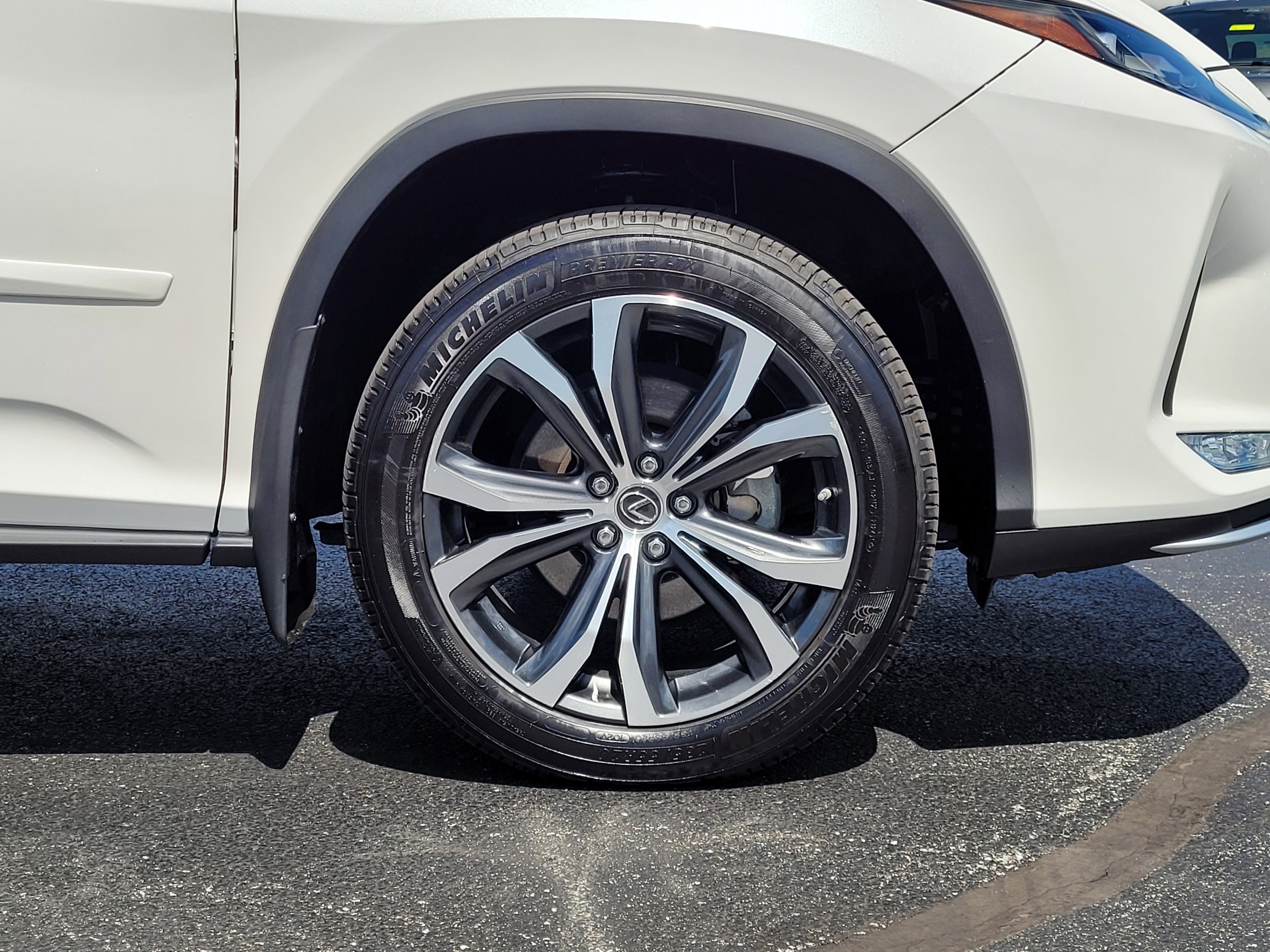 Used 2022 Lexus RX 450hL AWD w/ Premium Package image 10