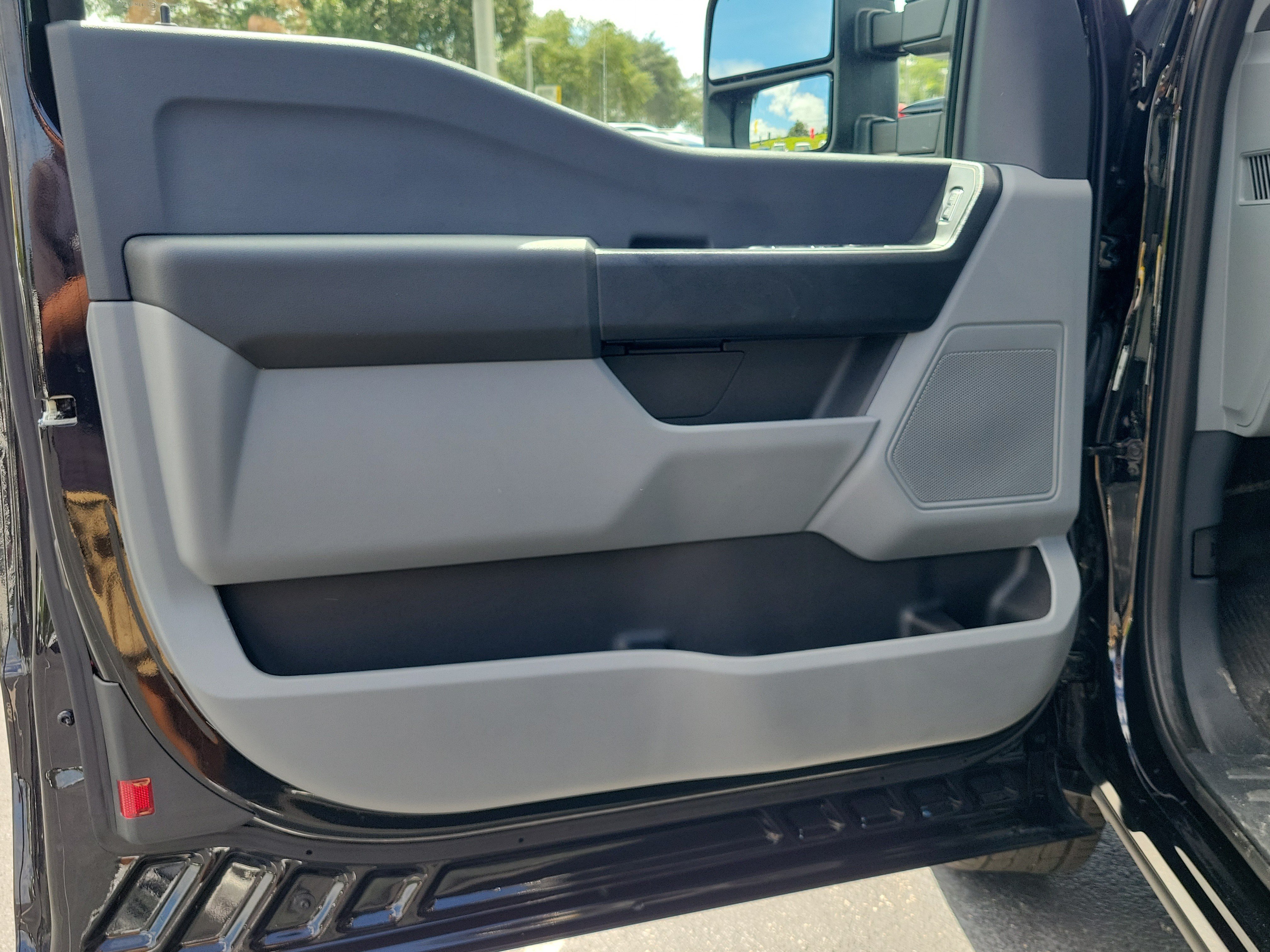 Certified 2024 Ford F350 XL w/ 360-Degree Camera Package RWD image 13