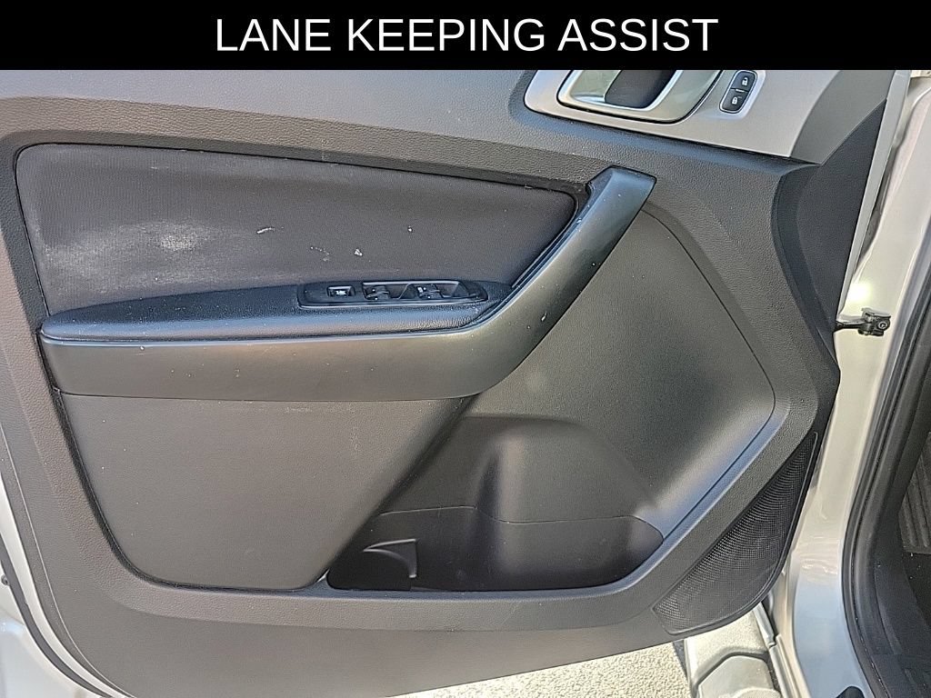 Certified 2019 Ford Ranger XLT w/ Black Appearance Package AWD/4WD image 17
