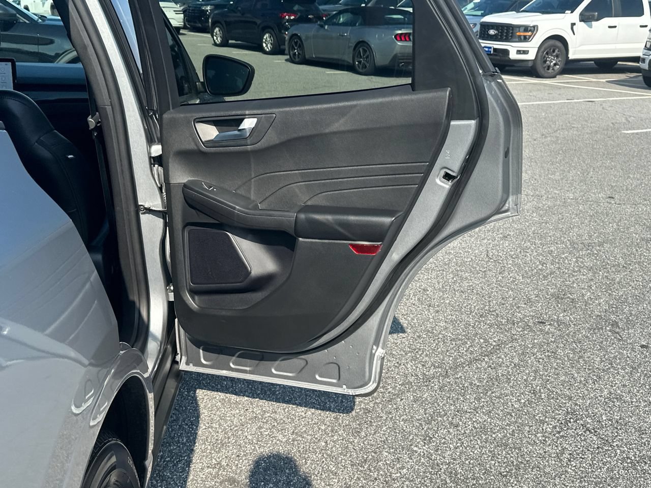 Certified 2024 Ford Escape ST-Line w/ Tech Pack #1 FWD image 18