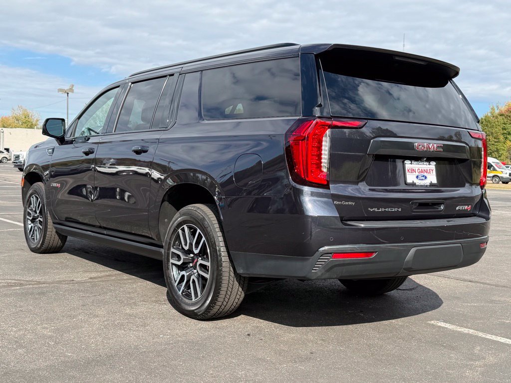 Used 2023 GMC Yukon XL AT4 w/ AT4 Premium Package AWD/4WD image 8