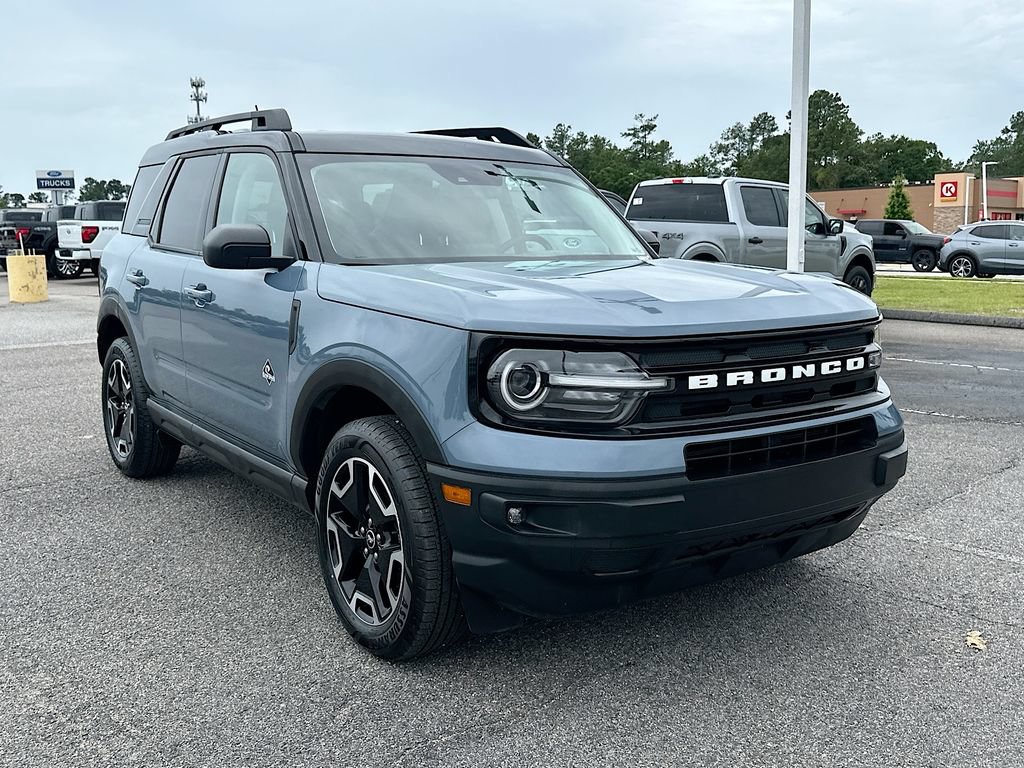 Certified 2024 Ford Bronco Sport Outer Banks AWD/4WD image 2