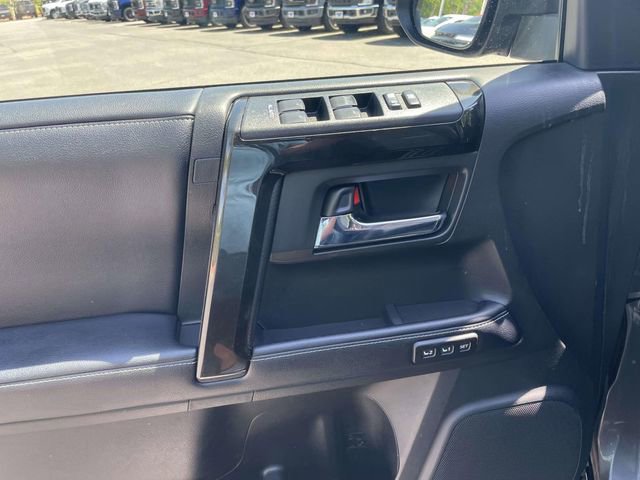 Used 2020 Toyota 4Runner Nightshade image 13