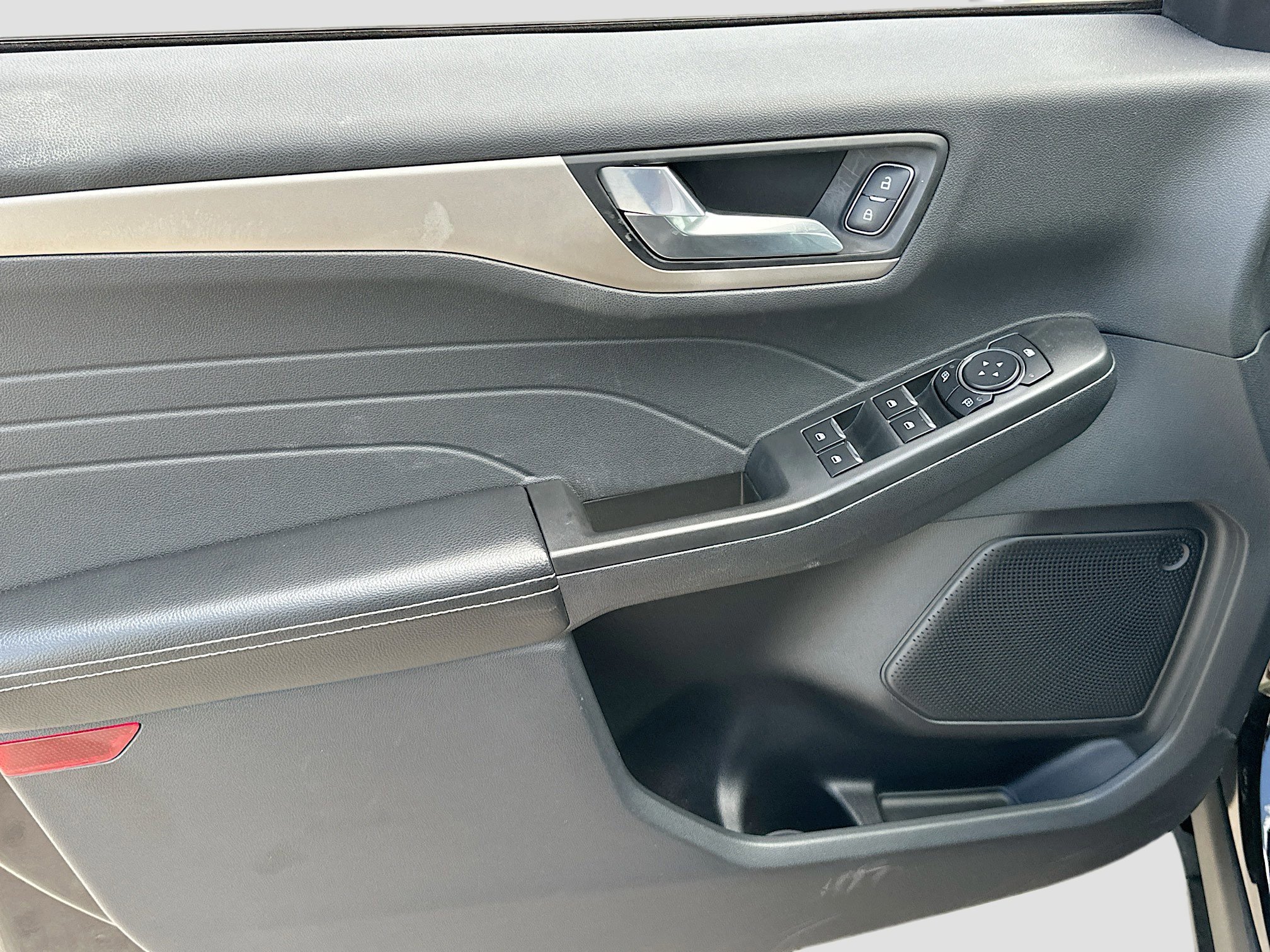 Certified 2022 Ford Escape SEL image 17