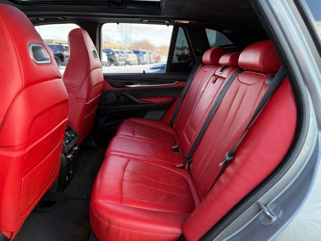 Used 2017 BMW X5 M image 28