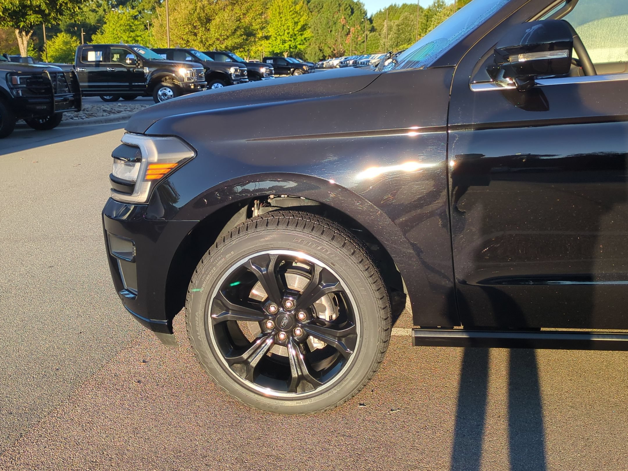 Certified 2023 Ford Expedition Limited AWD/4WD image 11