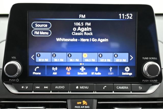 Used 2024 Nissan Altima 2.5 SV FWD image 19