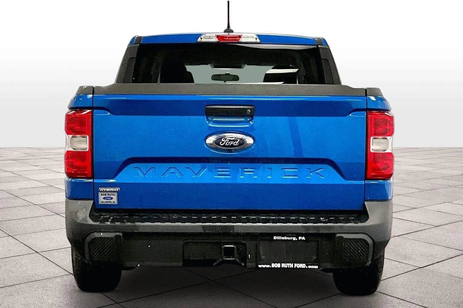 Certified 2022 Ford Maverick XL image 4