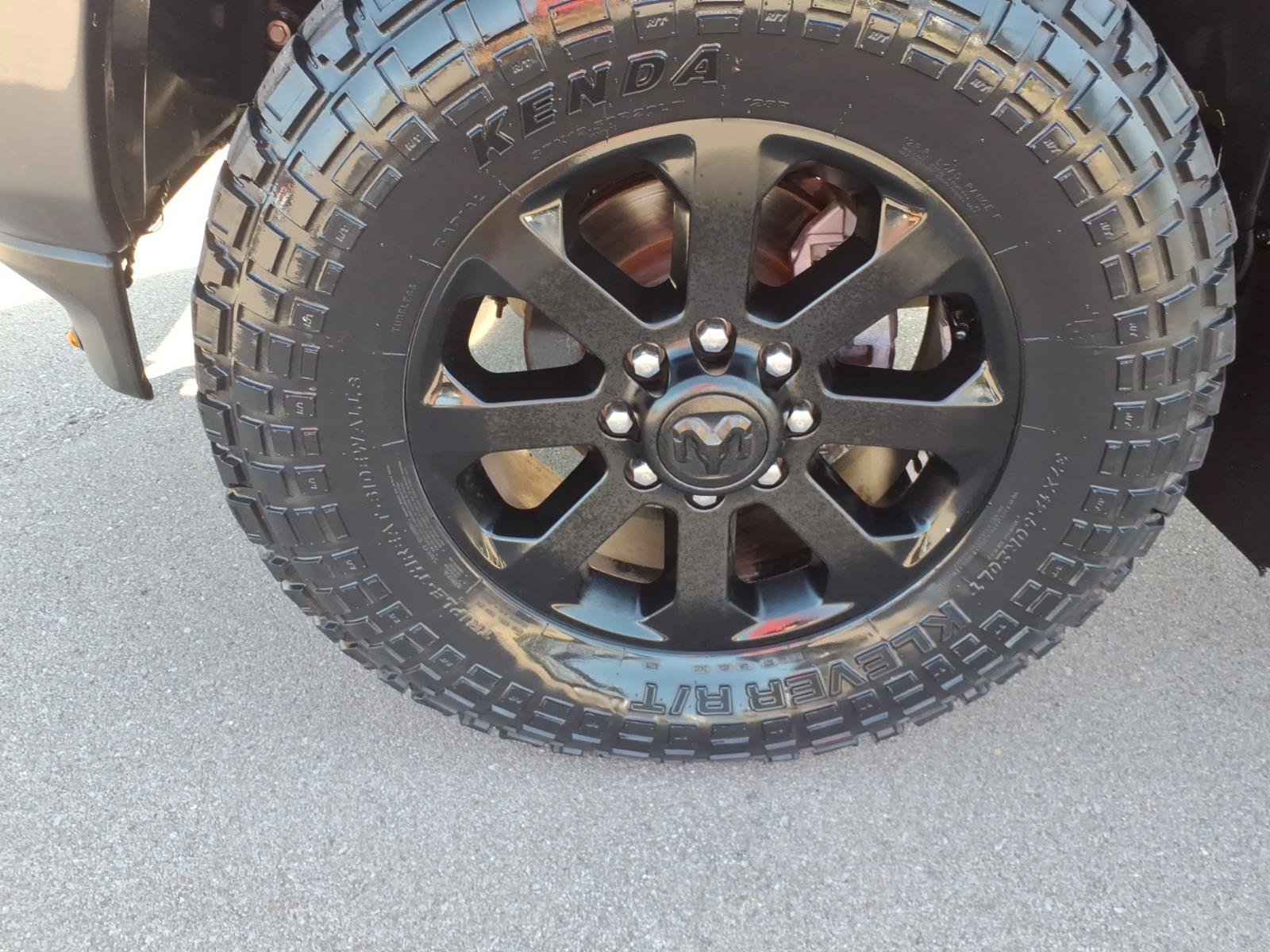 Used 2022 RAM 3500 Laramie w/ Night Edition AWD/4WD image 9