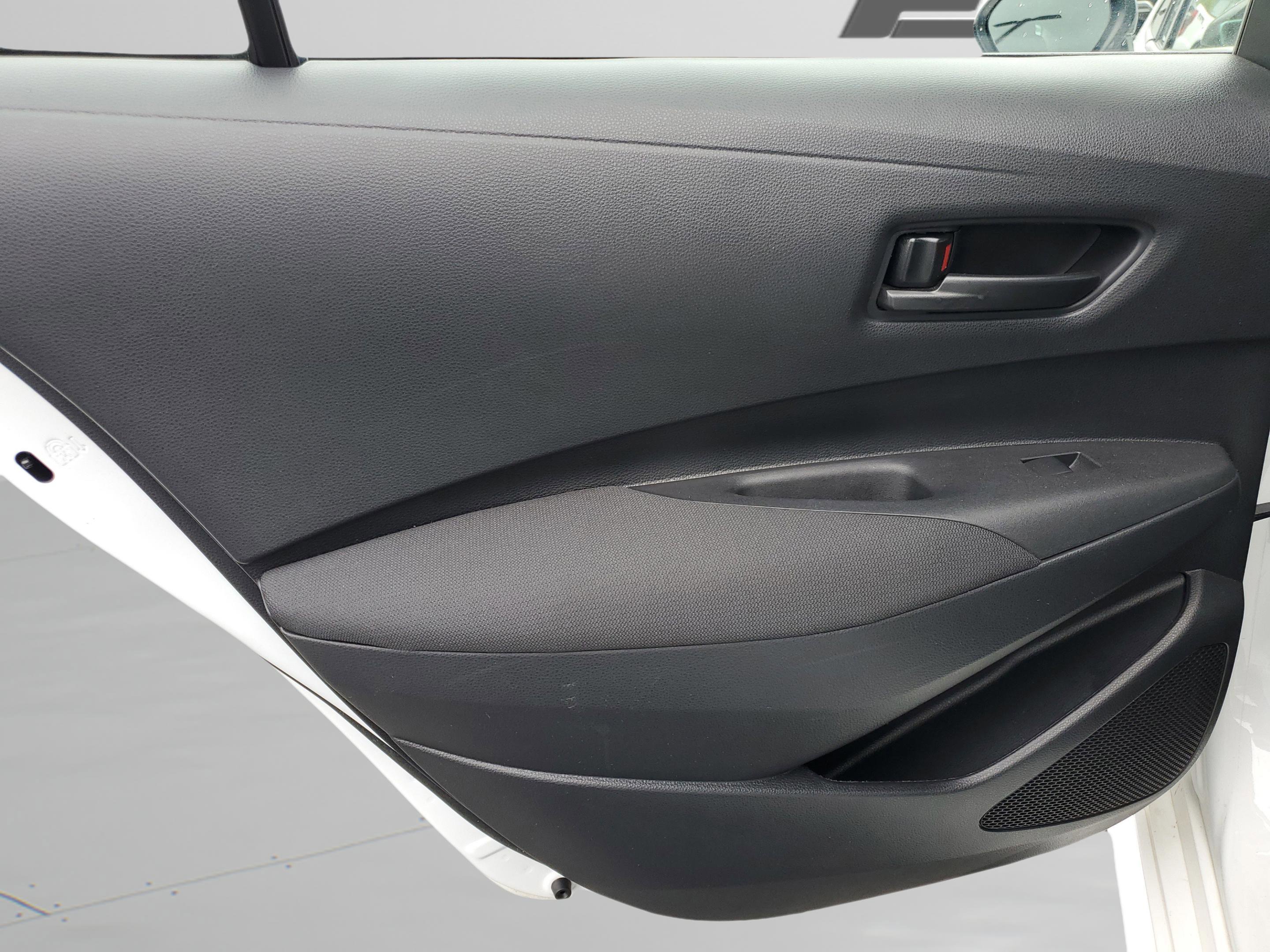 Used 2024 Toyota Corolla LE FWD image 13