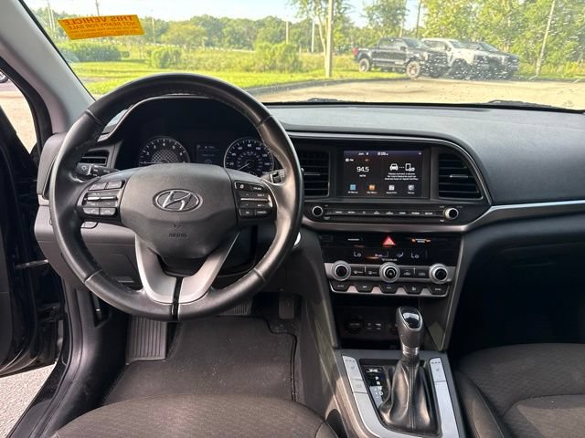 Used 2020 Hyundai Elantra Value Edition w/ Cargo Package (C1) FWD image 12