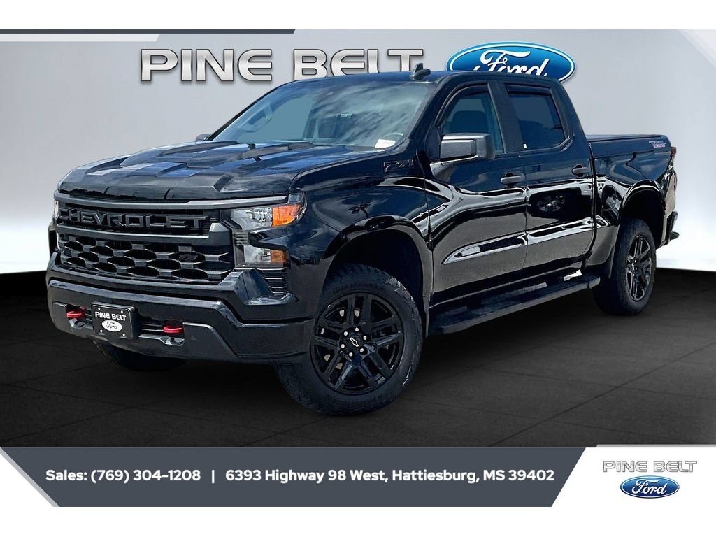 Used 2023 Chevrolet Silverado 1500 Custom Trail Boss w/ LPO, Dark Essentials Package AWD/4WD image 10