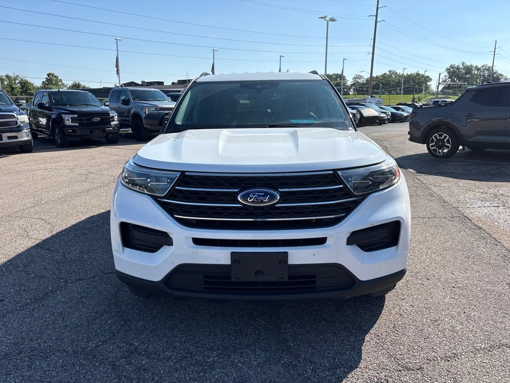 Certified 2020 Ford Explorer XLT w/ Comfort Package AWD/4WD image 2