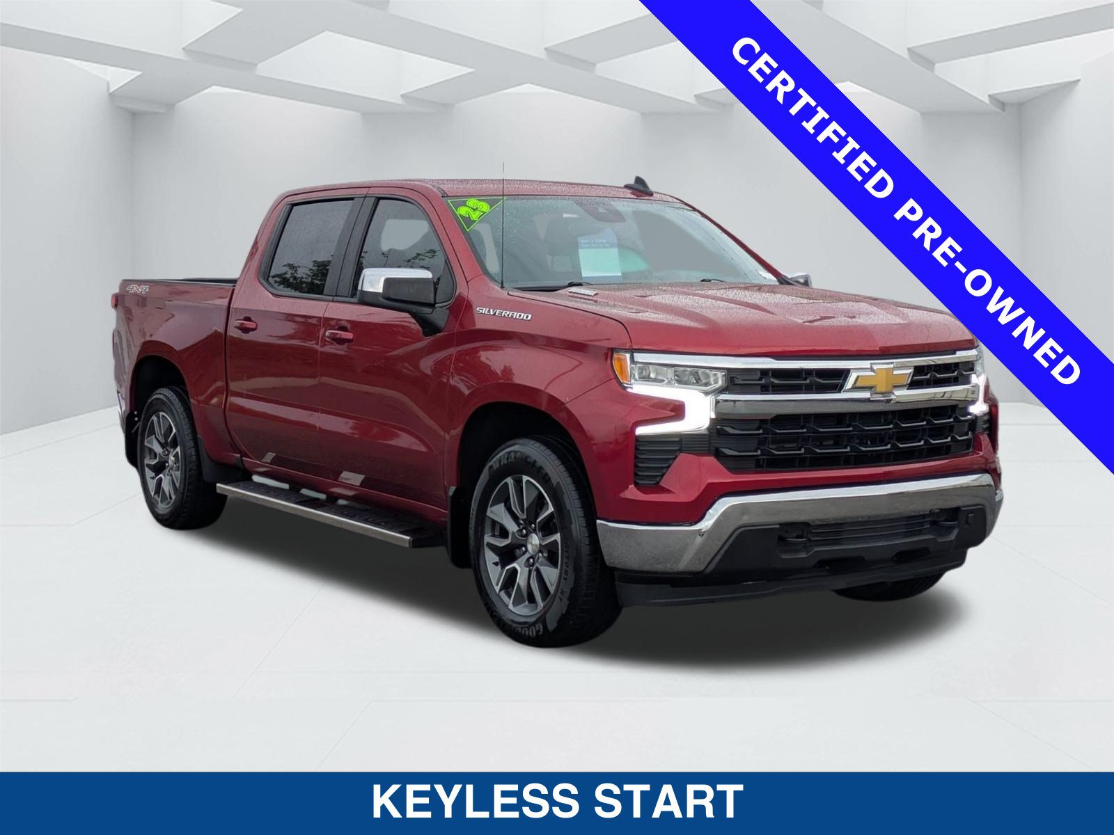 Used 2023 Chevrolet Silverado 1500 LT w/ Protection Package AWD/4WD image 3