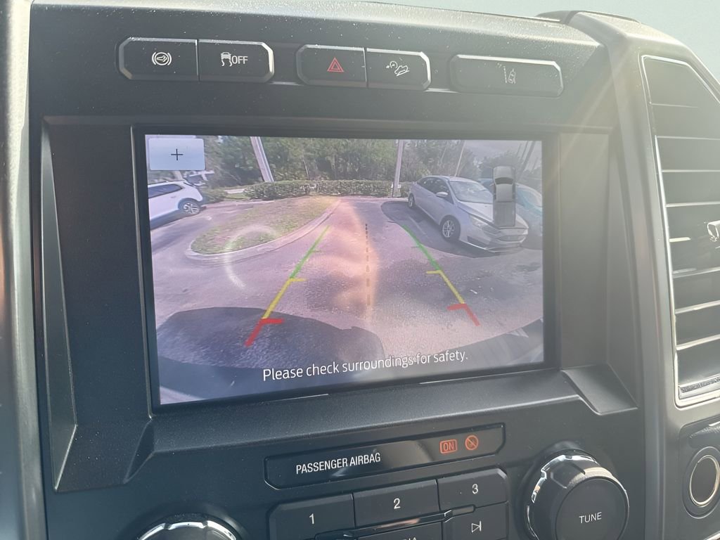 Certified 2020 Ford F250 XLT w/ XLT Premium Package image 11