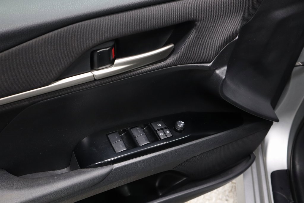 Used 2025 Toyota Camry LE image 22