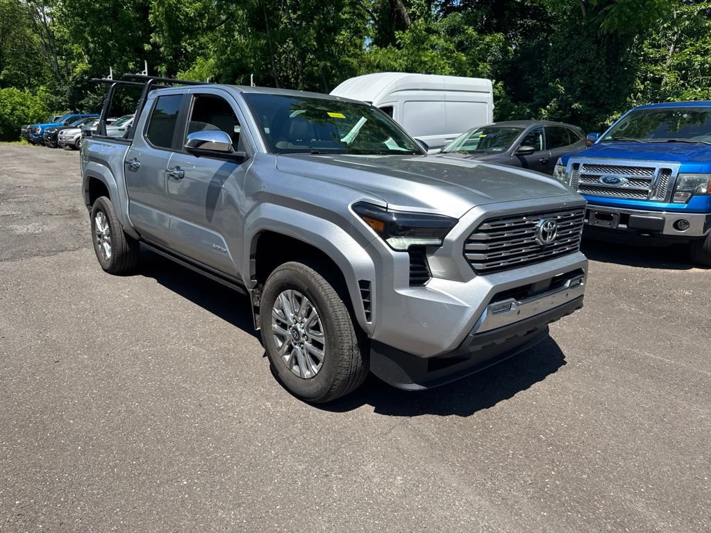 Used 2024 Toyota Tacoma Limited w/ Limited Package (LT) AWD/4WD image 3