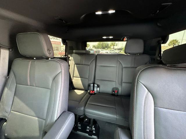 Used 2025 Chevrolet Tahoe RST w/ Comfort Package RWD image 18