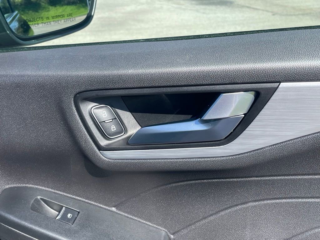 Certified 2023 Ford Escape Platinum w/ Premium Technology Package AWD/4WD image 13