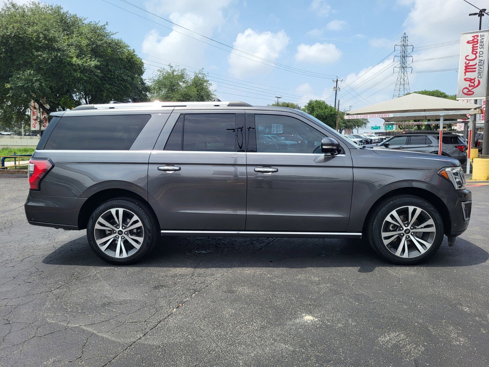 Certified 2021 Ford Expedition Max Limited RWD image 2