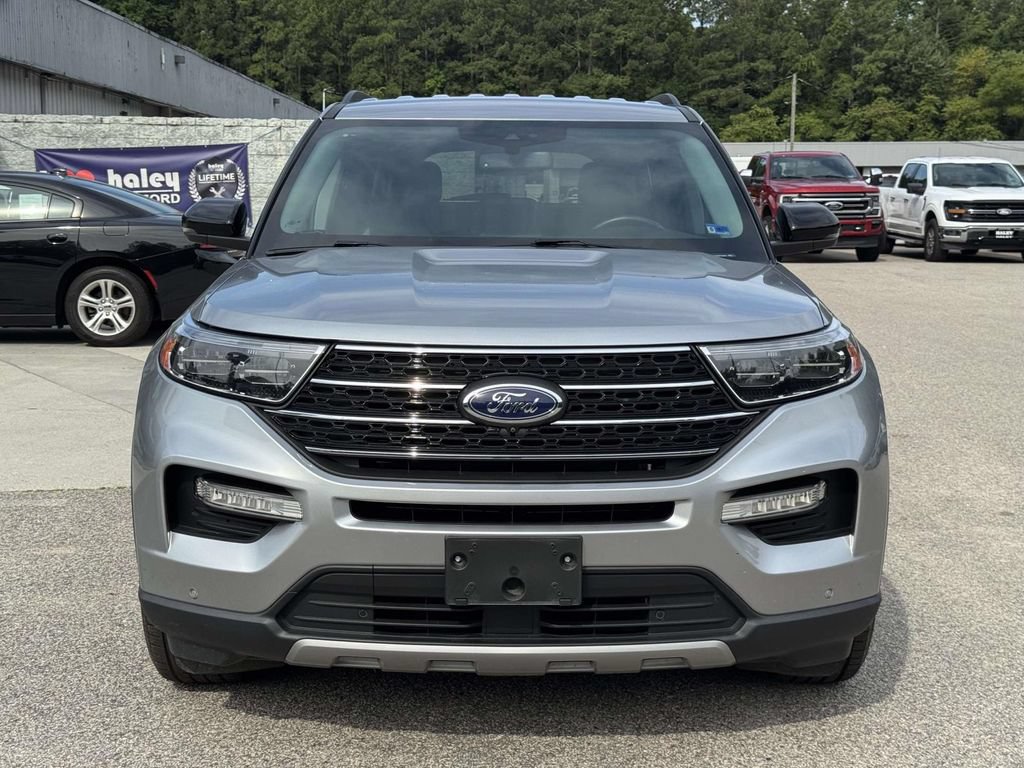 Certified 2023 Ford Explorer XLT w/ Equipment Group 202A RWD image 27