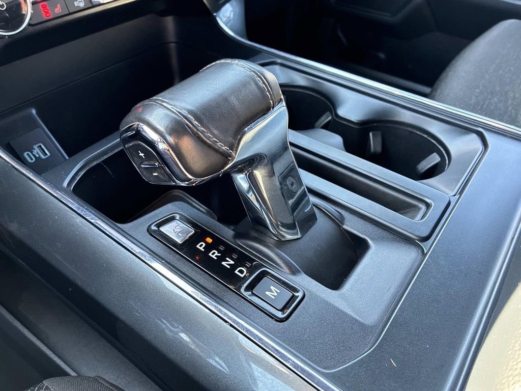 Certified 2022 Ford F150 XLT w/ Equipment Group 302A High image 29