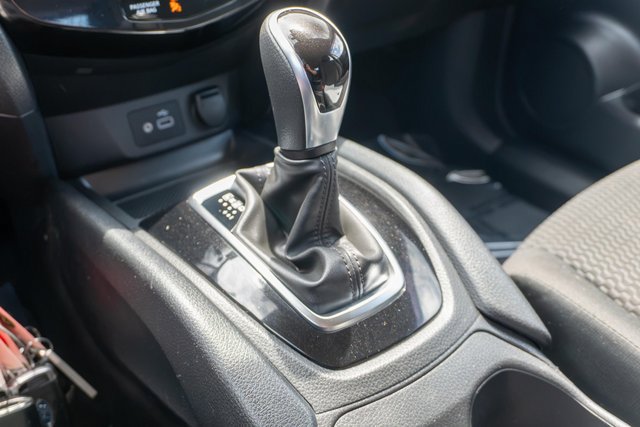 Used 2022 Nissan Rogue Sport S AWD/4WD image 26