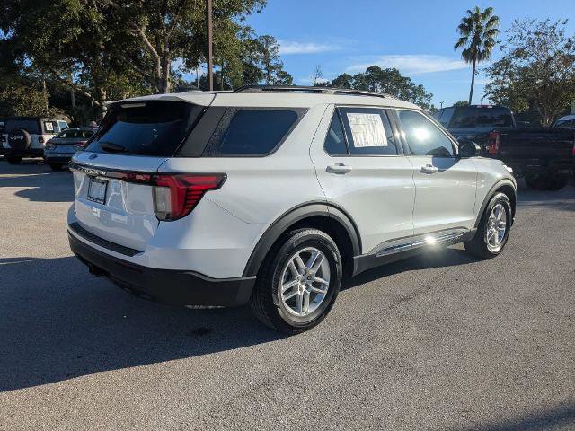 Certified 2025 Ford Explorer Active RWD image 4