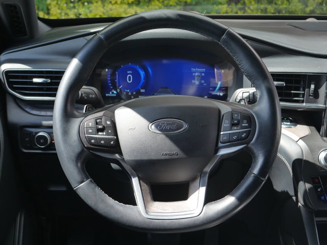 Certified 2020 Ford Explorer Platinum w/ Premium Technology Package AWD/4WD image 7