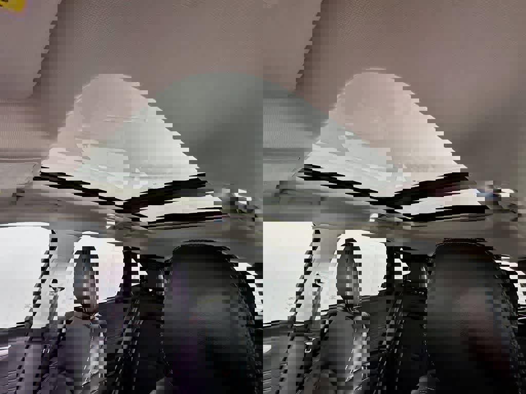 Certified 2022 Ford Escape SEL image 34