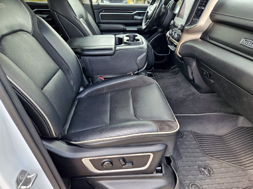 Used 2022 RAM 1500 Laramie AWD/4WD image 12