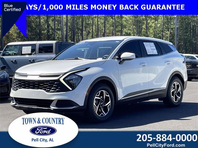 Used 2023 Kia Sportage LX image 1