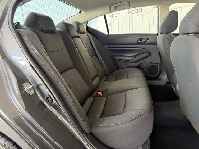 Used 2024 Nissan Altima 2.5 S FWD image 9