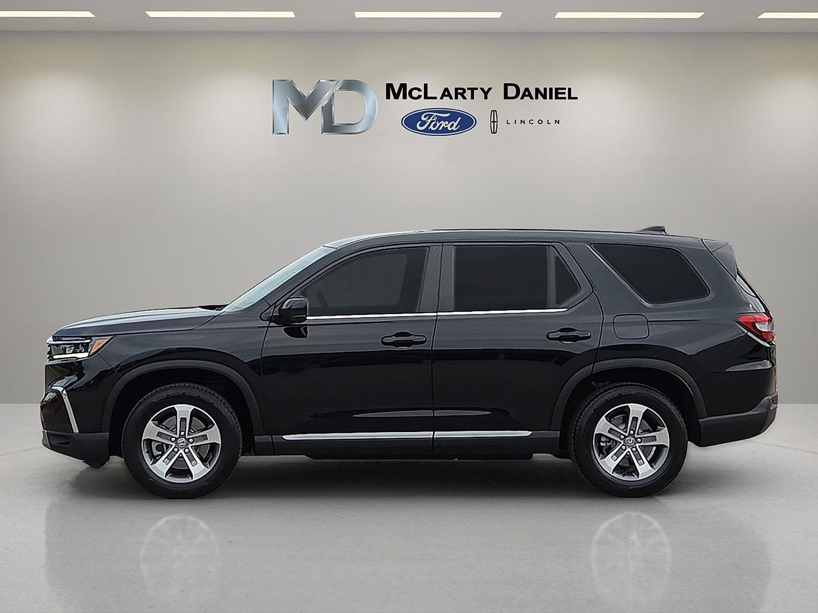 Used 2025 Honda Pilot EX-L video 3