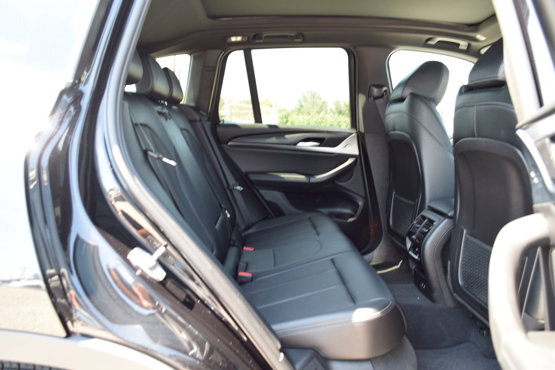 Used 2024 BMW X3 sDrive30i RWD image 22