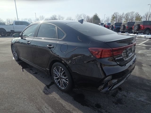 Used 2023 Kia Forte GT-Line w/ GT-Line Premium Package image 3