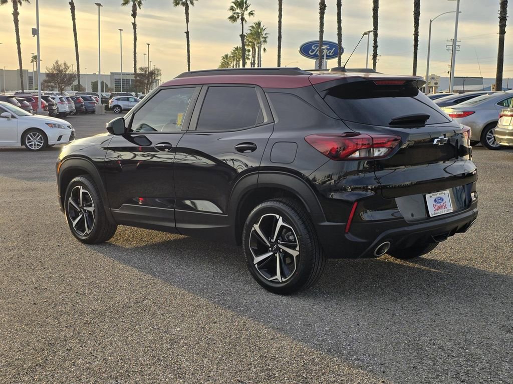 Used 2021 Chevrolet TrailBlazer RS w/ Convenience Package image 2