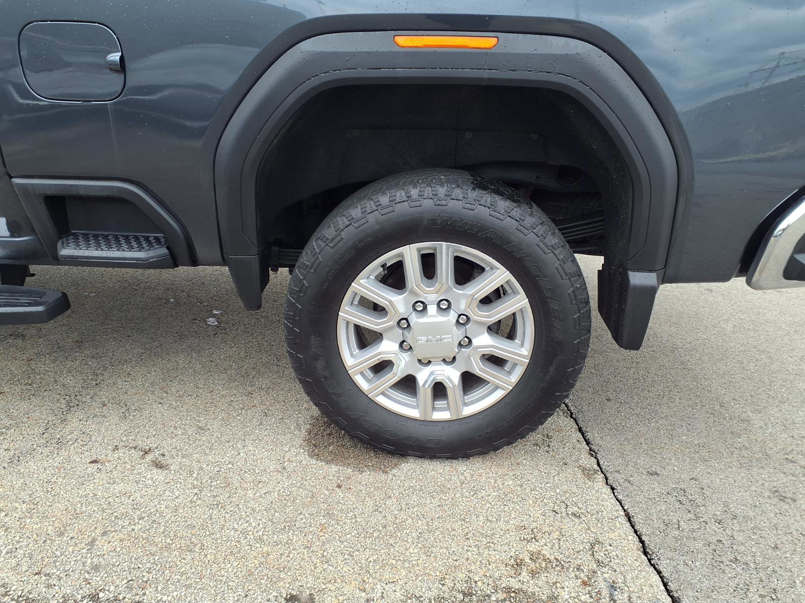 Used 2020 GMC Sierra 2500 SLE w/ SLE Value Package; image 7