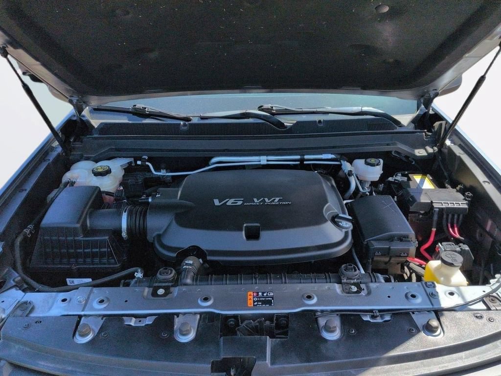 Used 2022 Chevrolet Colorado LT w/ Safety Package AWD/4WD image 32
