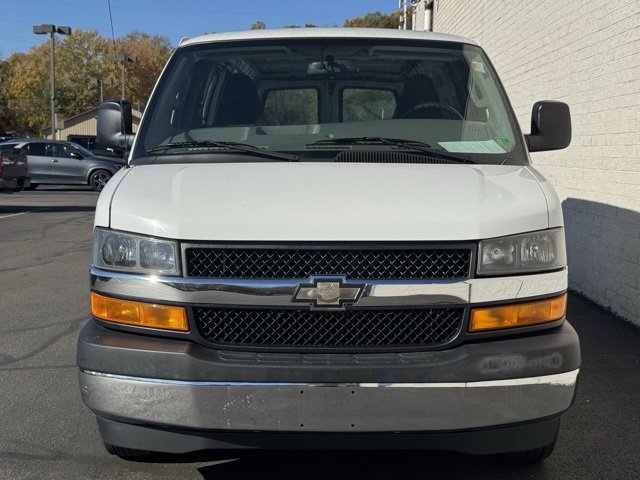 Used 2019 Chevrolet Express 2500 w/ Driver Convenience Package image 6