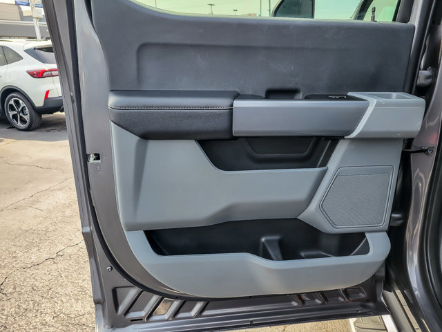 Certified 2024 Ford F250 XLT w/ Snow Plow Prep Package image 20