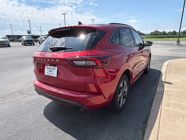 Certified 2024 Ford Escape ST-Line w/ Tech Pack #1 FWD image 5