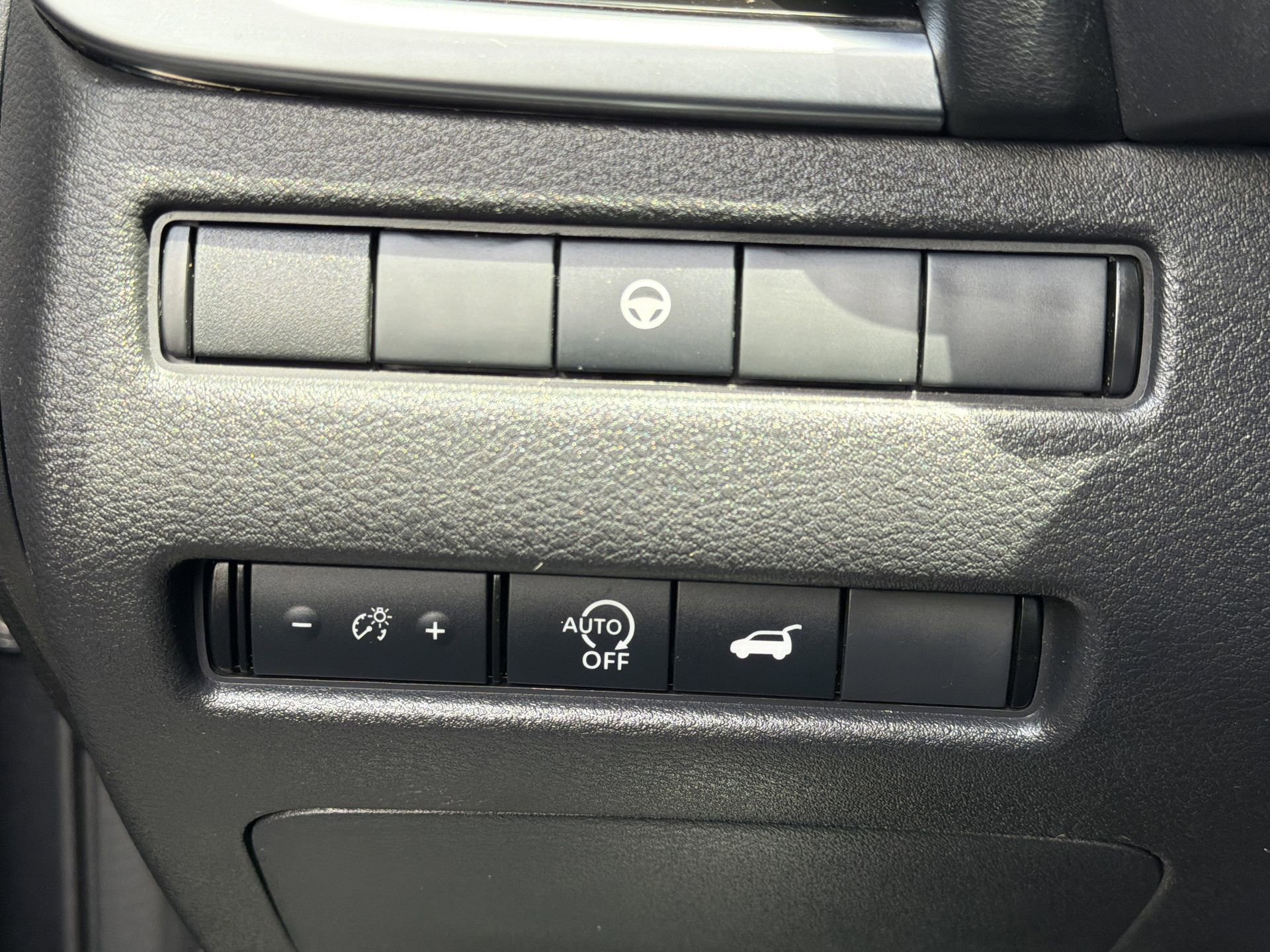 Used 2023 Nissan Rogue SL w/ SL Premium Package FWD image 14