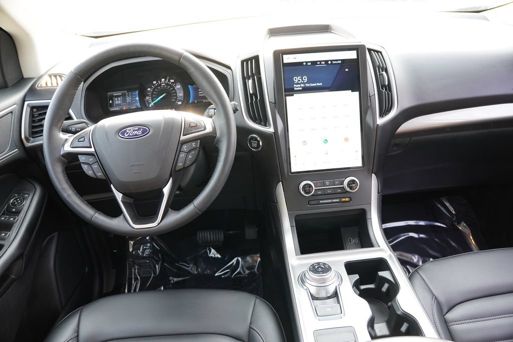 Certified 2024 Ford Edge SEL w/ Convenience Package AWD/4WD image 19