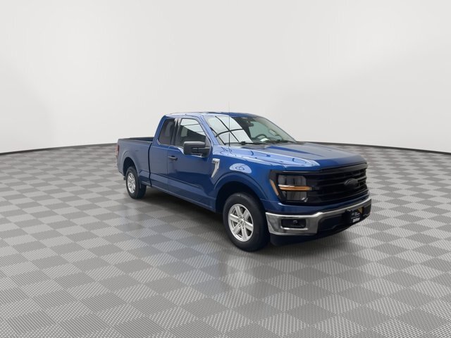 Certified 2025 Ford F150 XLT RWD image 30