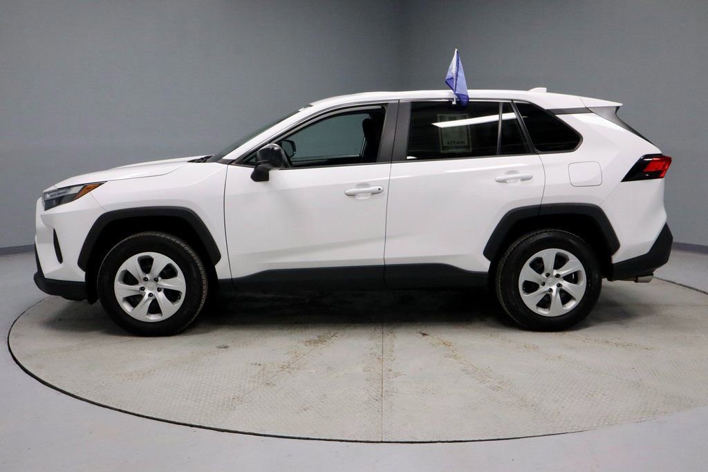 Used 2024 Toyota RAV4 LE image 2