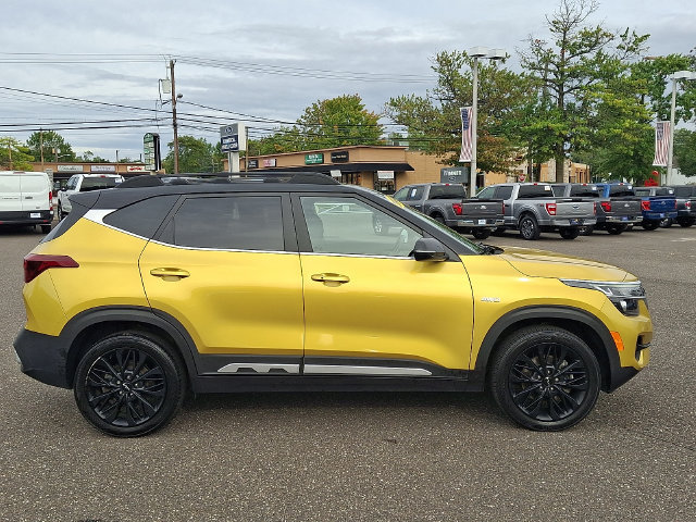 Used 2022 Kia Seltos Nightfall Edition AWD/4WD image 7