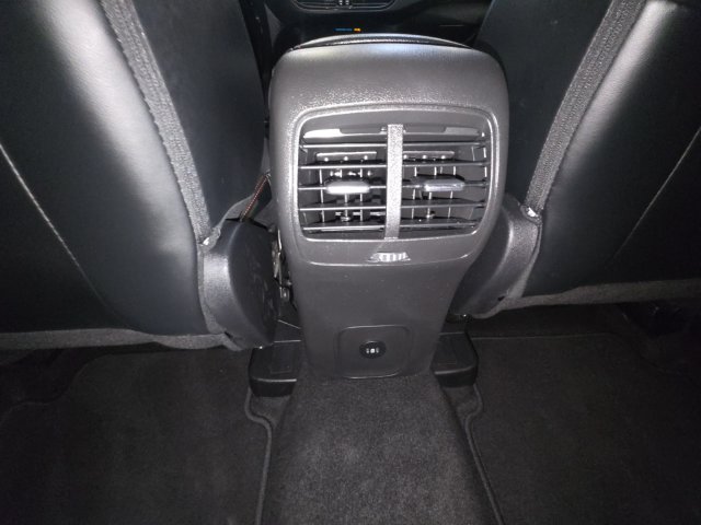 Certified 2025 Ford Escape ST-Line AWD/4WD image 28