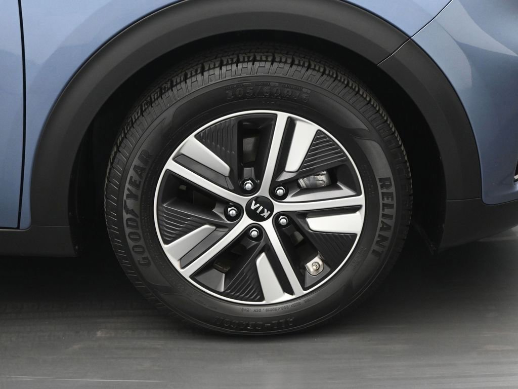 Used 2020 Kia Niro EX Premium FWD image 52